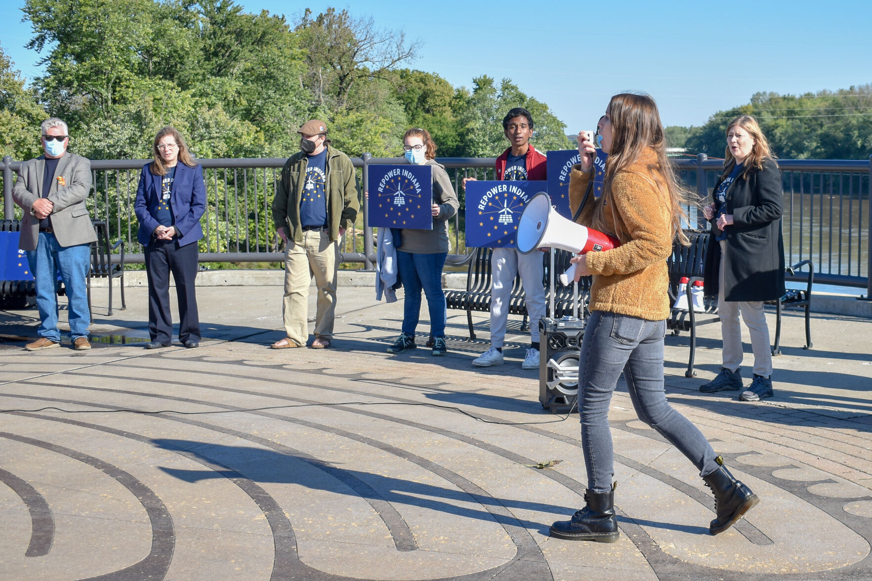 10/16/21 "Get Moving Duke" Rally Takes Over Pedestrian Bridge, Ashley Williams